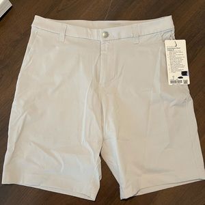 Lulu Lemon Commission Short Classic 9” Brand New!